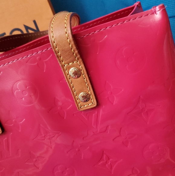 SOLD  Authentic Louis Vuitton Pink Vernis Handbag - Picture 7 of 14